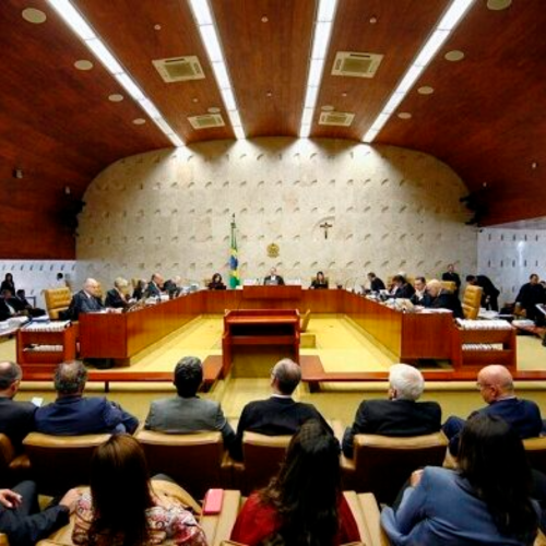 Jornada de Trabalho e Cargos em Comissão: Impactos da Validação do STF no Judiciário
